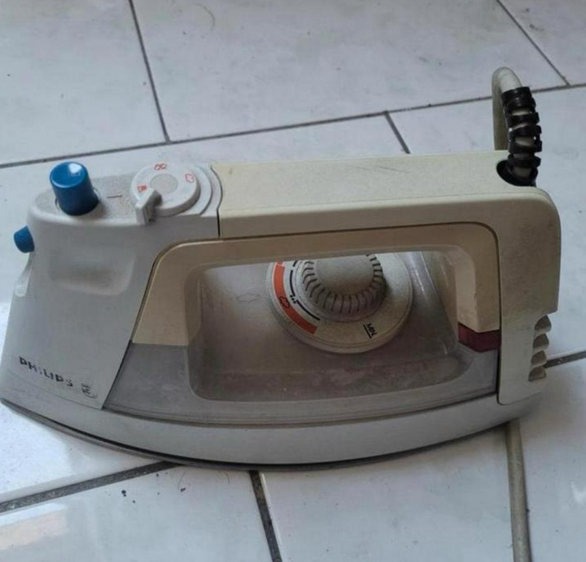 Prachtig strijkijzer van het merk Philips 1500 Watt, Ophalen, Zo goed als nieuw