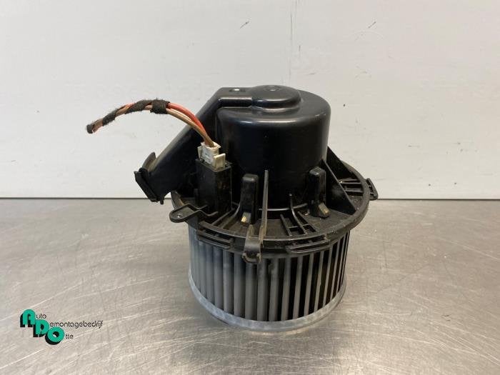 Kachel Ventilatiemotor van een Volkswagen Crafter (Crafter 0, Auto-onderdelen, Gebruikt, -, Volkswagen, -