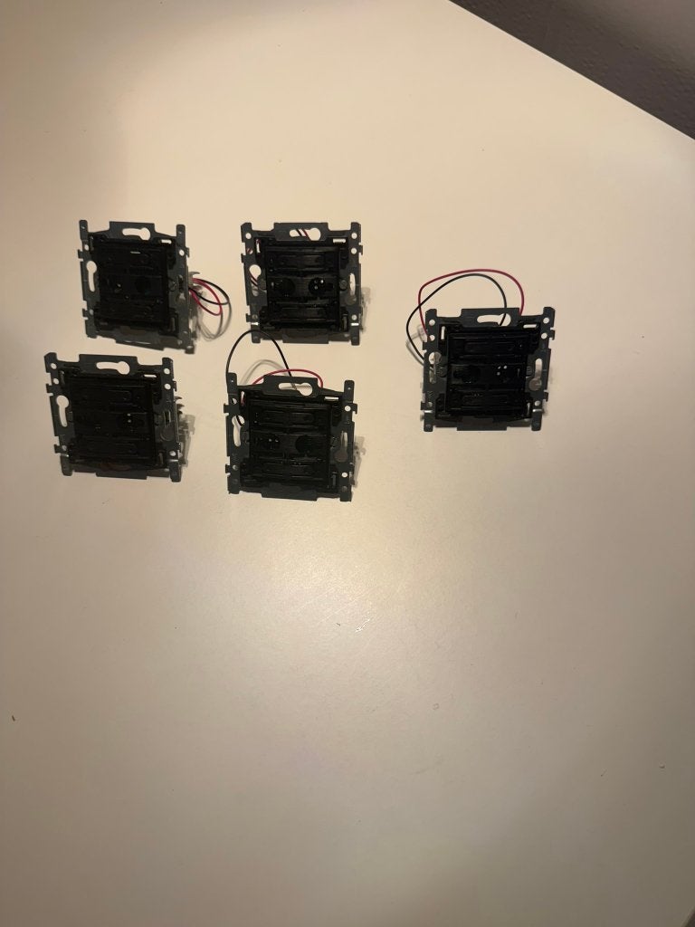 Lot de 5 pièces Int. Niko à 4 boutons, intelligence de Qbus, Bricolage & Construction, Enlèvement ou Envoi, Neuf, Autres marques