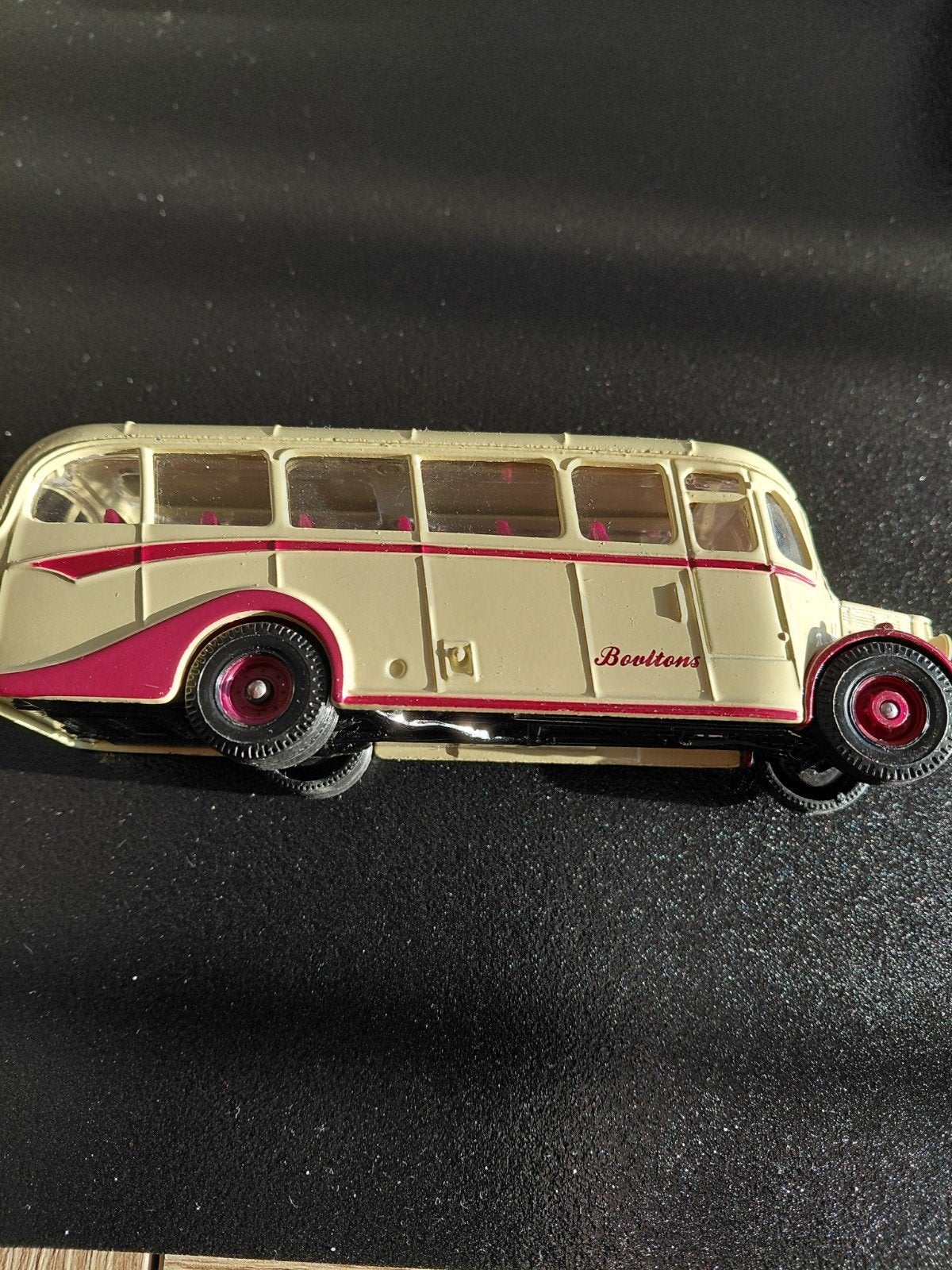 Miniatures bus Corgi Bedford O.B. COATCH, Enlèvement ou Envoi, Neuf, Bus ou Camion, Corgi