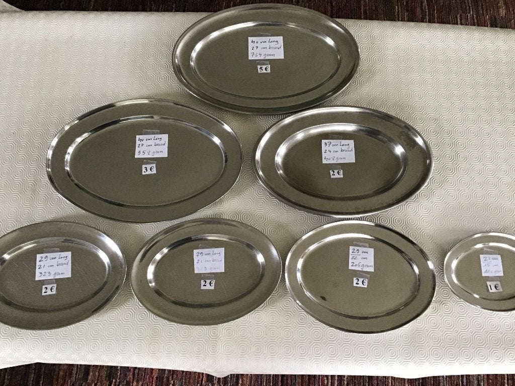 14 inox plateaus aan spotprijzen, Huis en Inrichting, Ophalen of Verzenden, Zo goed als nieuw