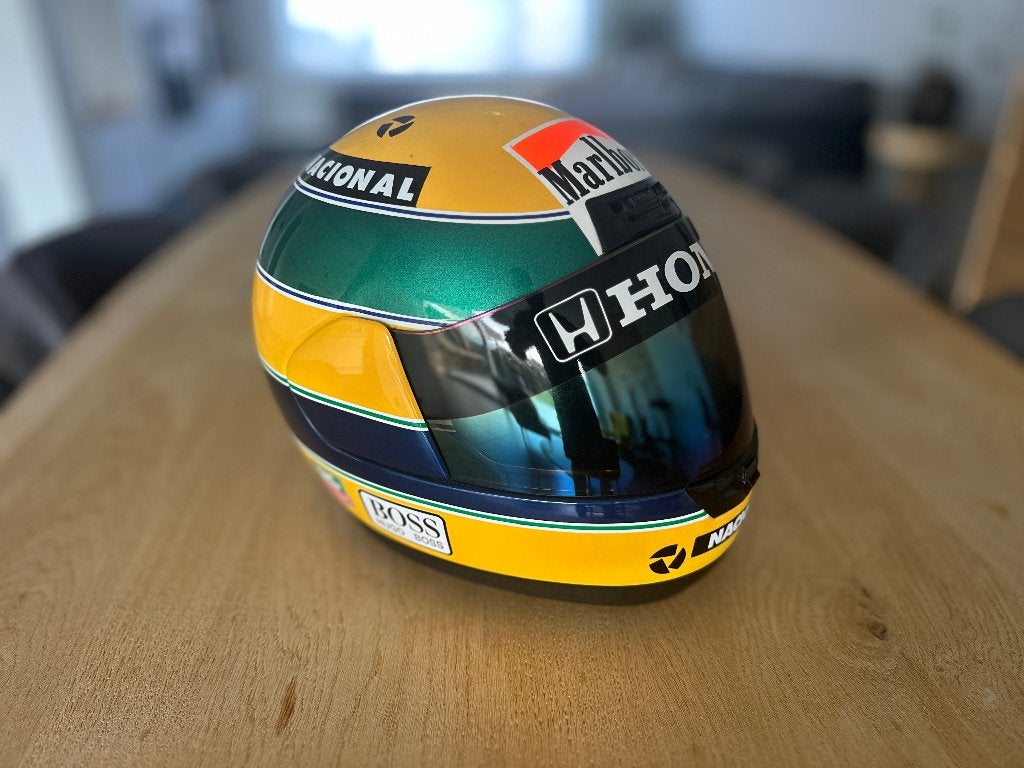 Réplique du casque Ayrton Senna, Collections, Enlèvement, Comme neuf, ForTwo