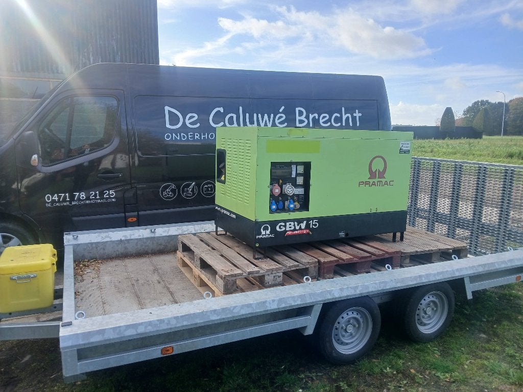 Un régat, 10 à 30 kVA, Démarrage électrique, Comme neuf, Enlèvement