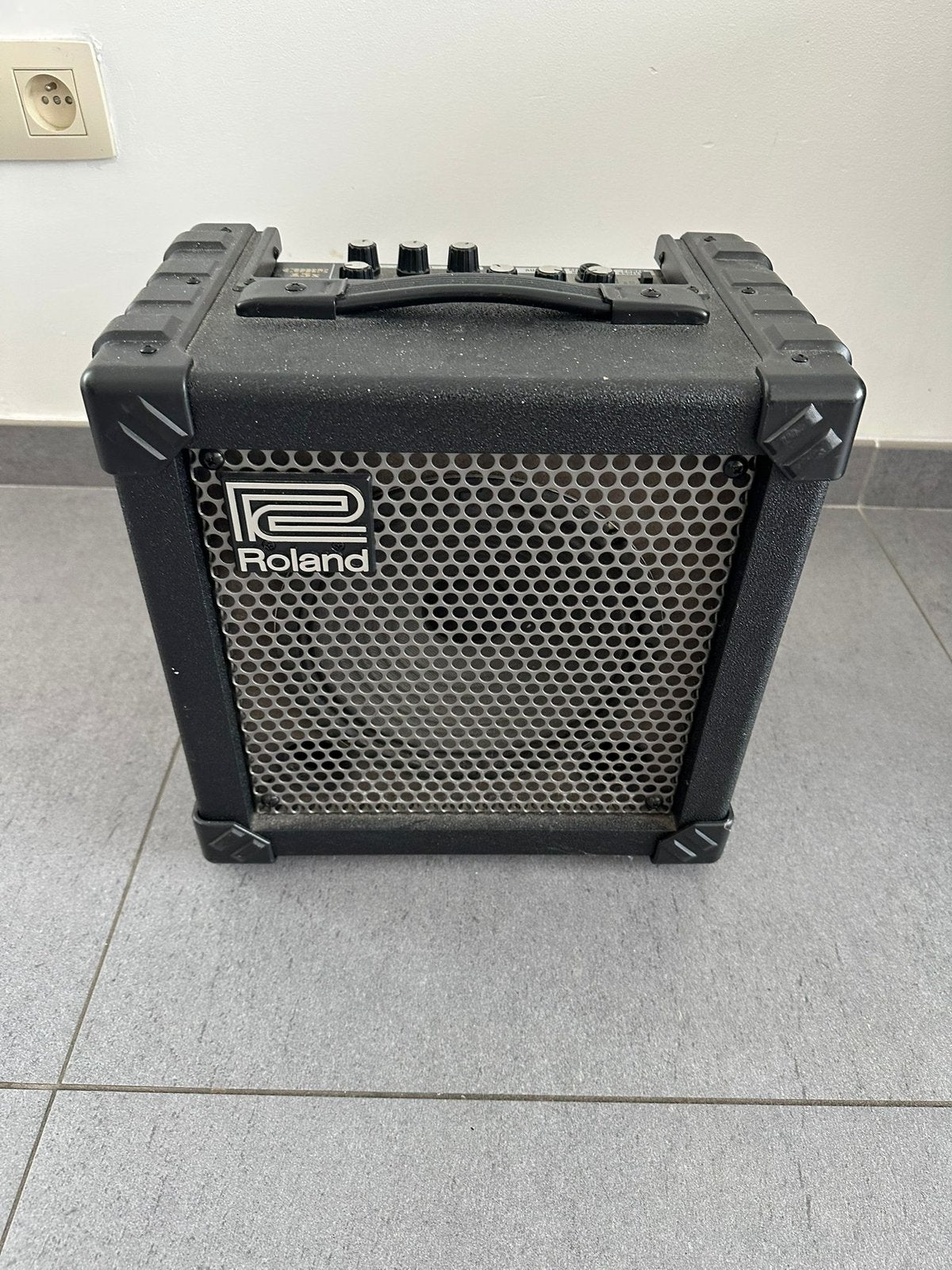 Roland cube 15x versterker, Musique & Instruments, Amplis | Basse & Guitare, Enlèvement, Comme neuf
