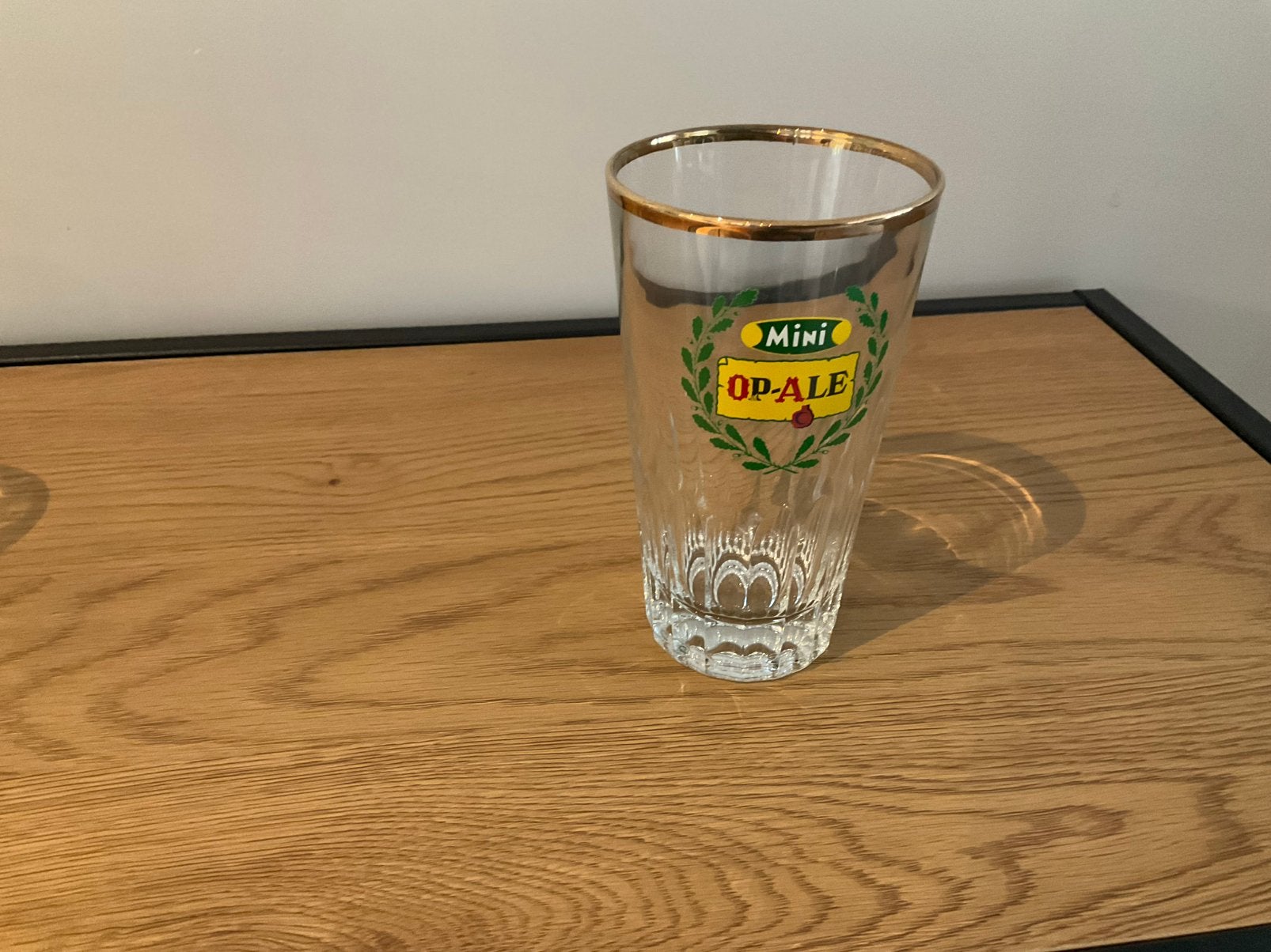 Glazen, Enlèvement, Neuf
