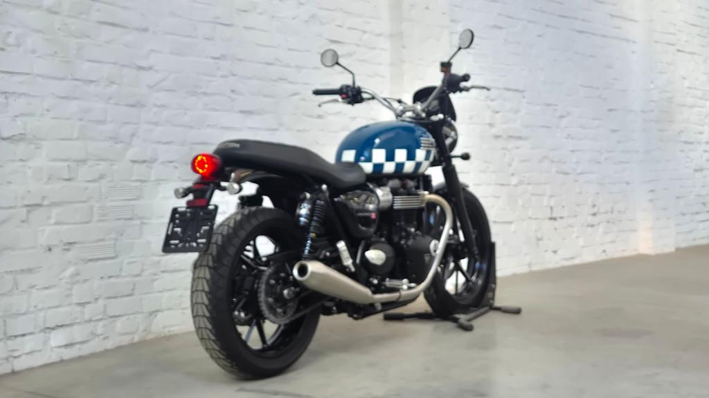Triumph Street Twin 900 ABS eerste eigenaar @motomobilia, Motoren, 2 cilinders, Motorrijbewijs A, 900 cc, Meer dan 35 kW
