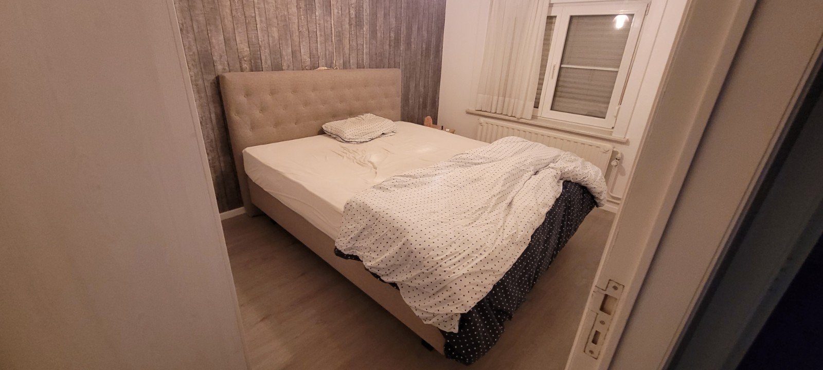 Dubbel bed boxspring merk revor, Ophalen