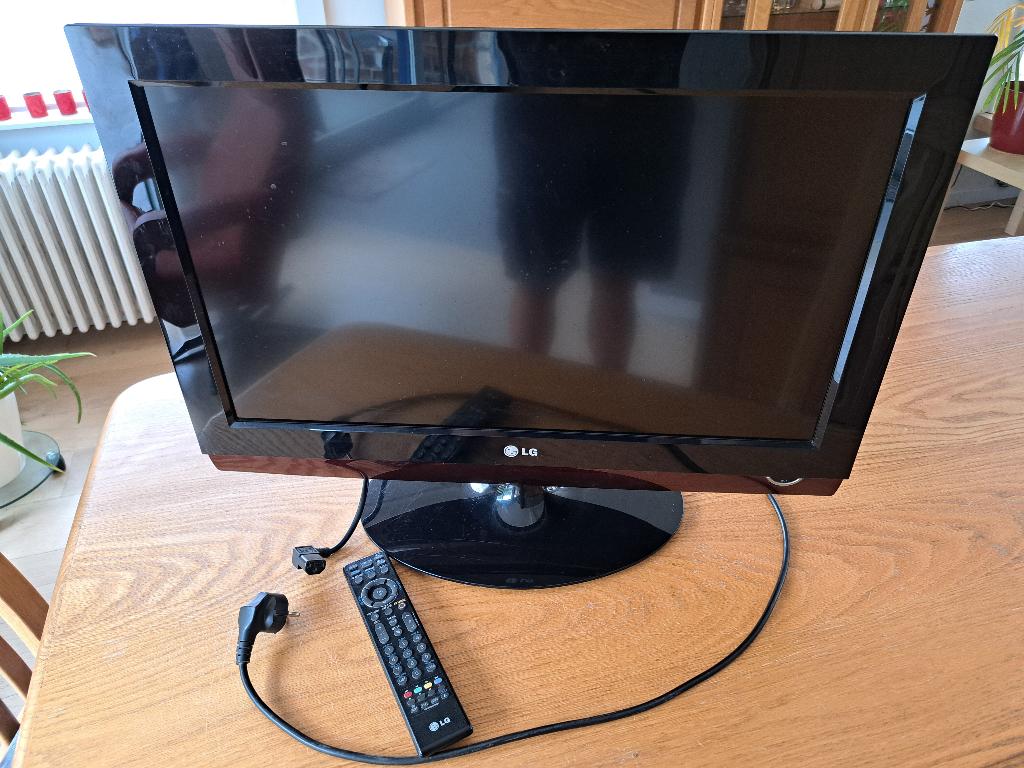 Tv met ingebouwde DVD-speler, 50 Hz, 60 à 80 cm, Enlèvement, Utilisé