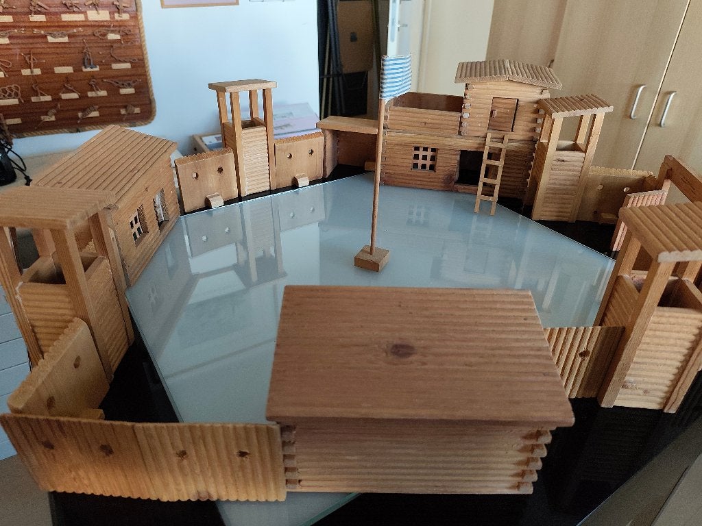 Western fort, Ophalen, Zo goed als nieuw, Overige typen