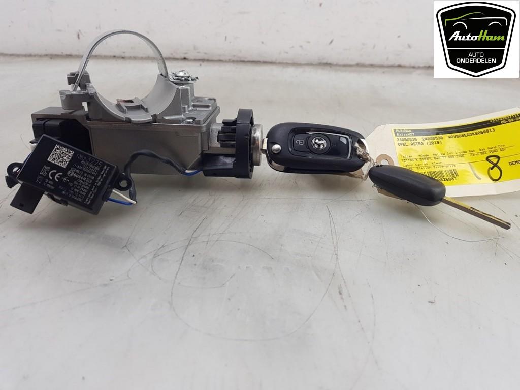 CONTACTSLOT + SLEUTEL Opel Astra K Sports Tourer, Dhr. J. Ham, Gebruikt, Administratie@autoham.nl, Opel