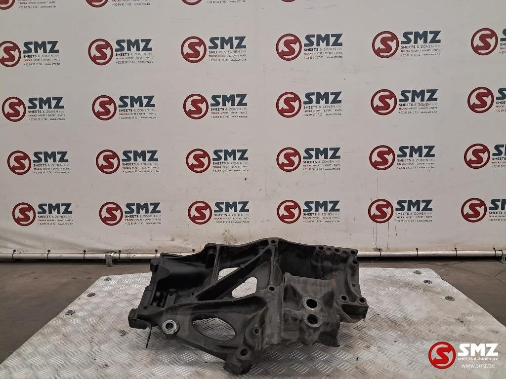Occ Pièce d'extrémité de châssis droite MAN, Utilisé, MAN, Suspension et Châssis