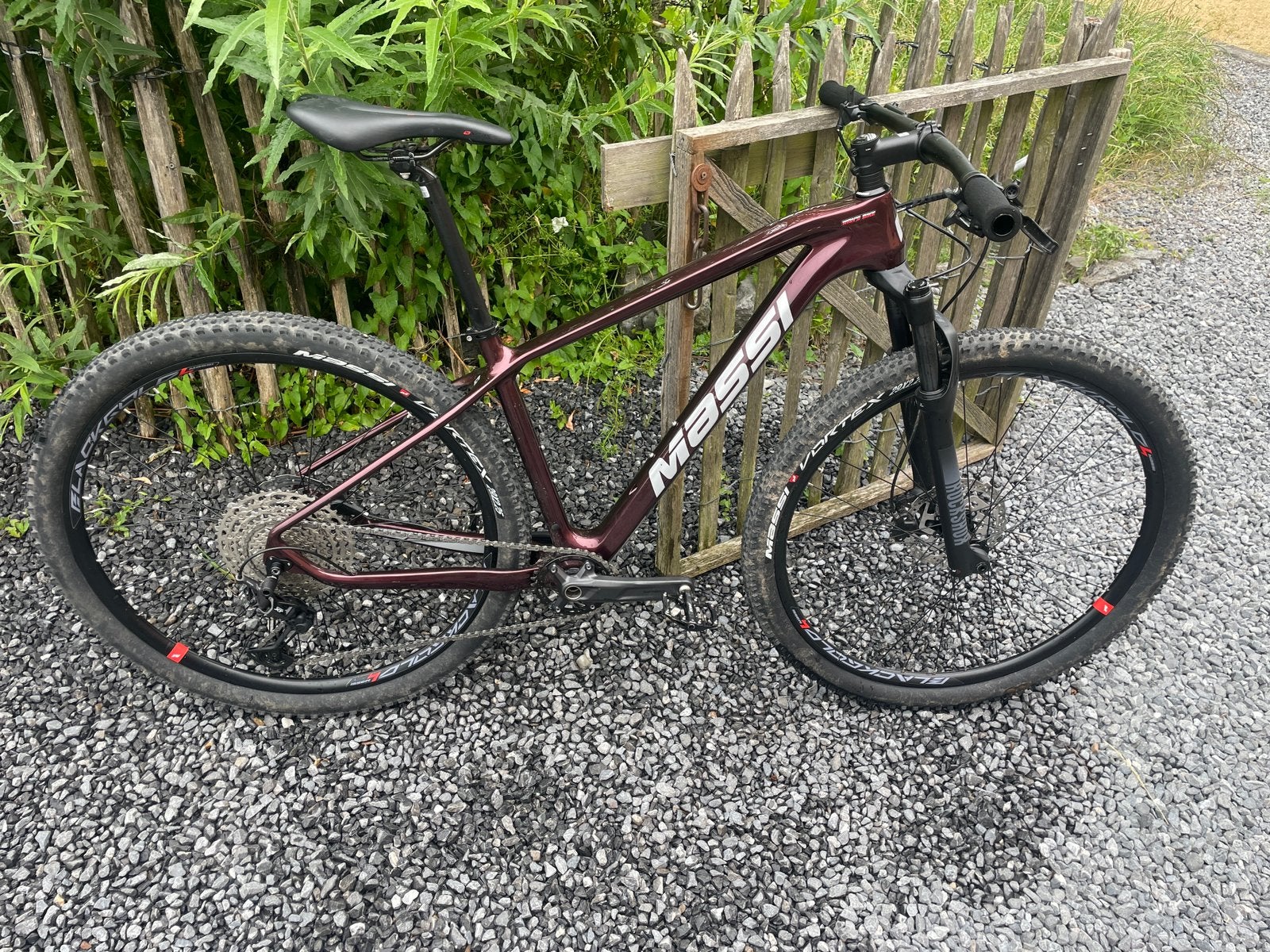VTT Massi carbone, Vélos & Vélomoteurs, Vélos | VTT & Mountainbikes, Comme neuf, Enlèvement