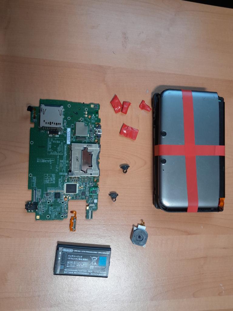 Nintendo 3DS XL voor onderdelen/reparatie - gedemonteerd en, Ophalen