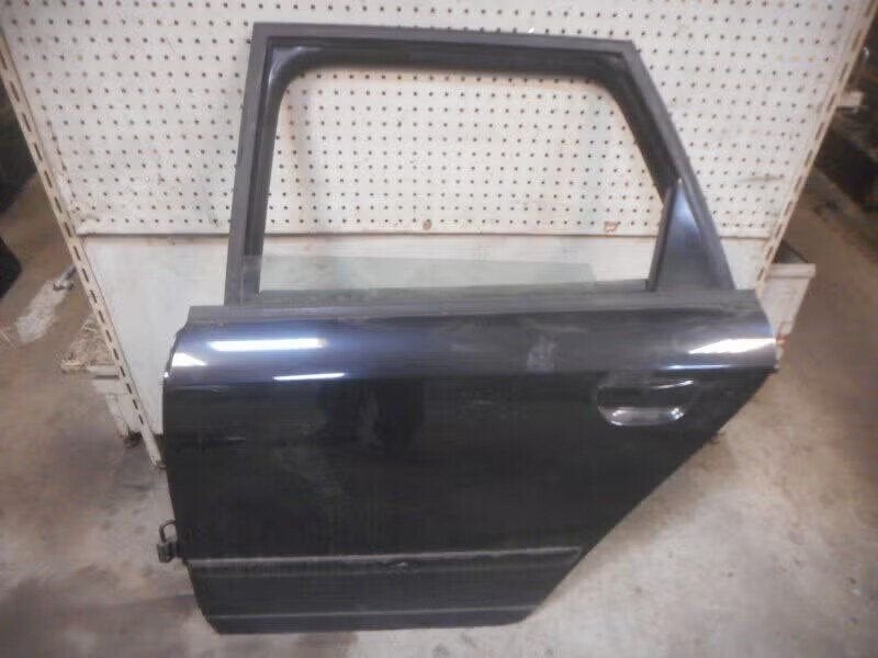PORTIER LINKS ACHTER Audi A4 Avant (B6) (01-2001/01-2005), Enlèvement ou Envoi, Auto-Union-Straße 1, 85057 Ingolstadt, DE, Info@audi.de