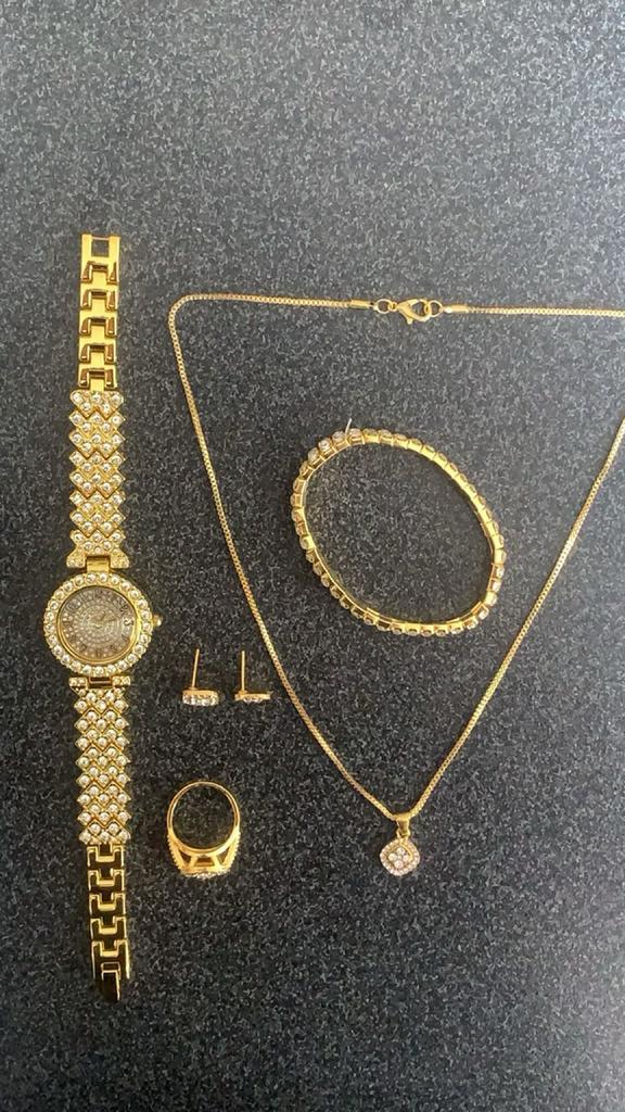 Ensemble de bijoux, Enlèvement ou Envoi, Neuf