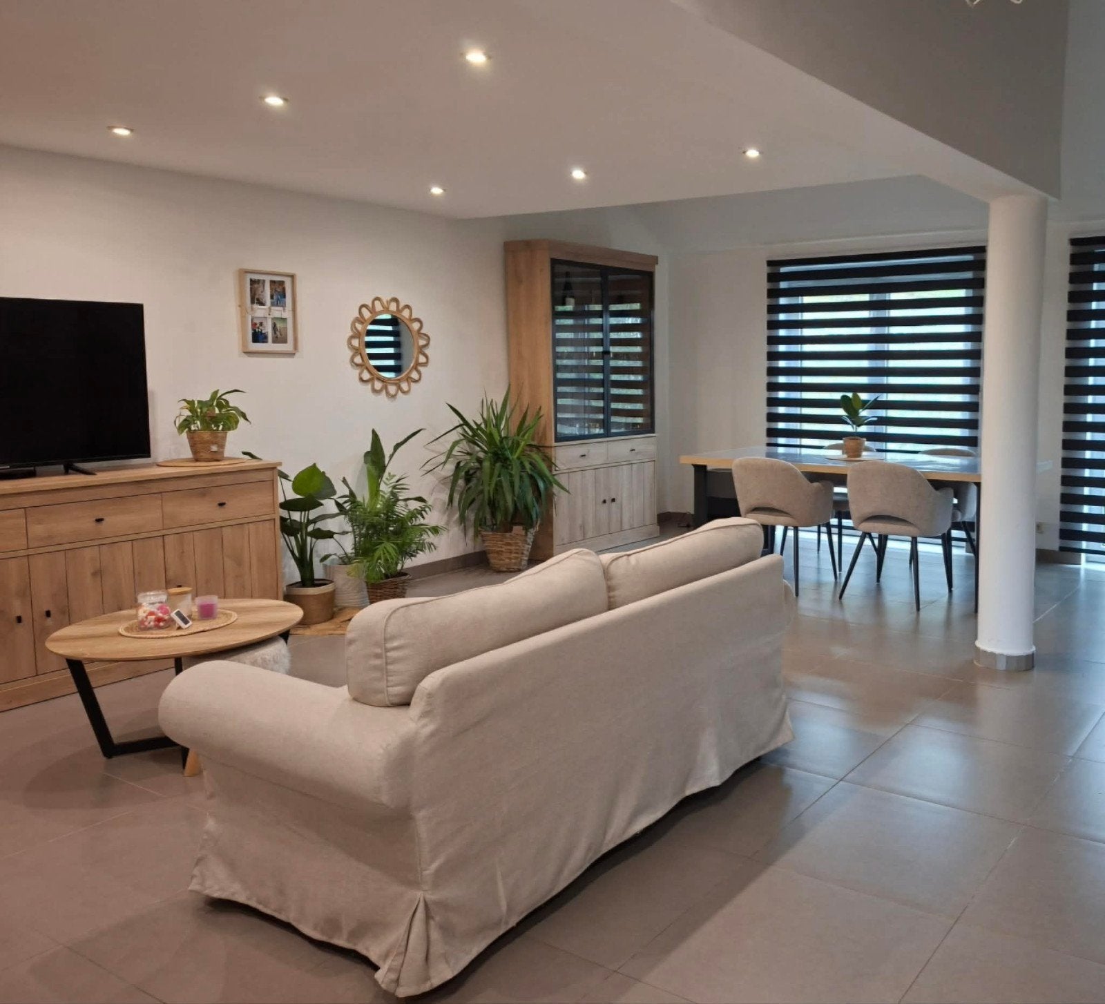 Canapé 2 places beige (style IKEA Ektorp) – État impeccable, Enlèvement, Beige