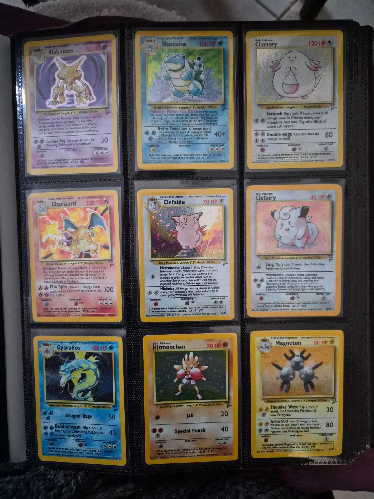 Complete base set 2 English 130/130 cards, Ophalen of Verzenden, Gebruikt, Meerdere kaarten, Foil