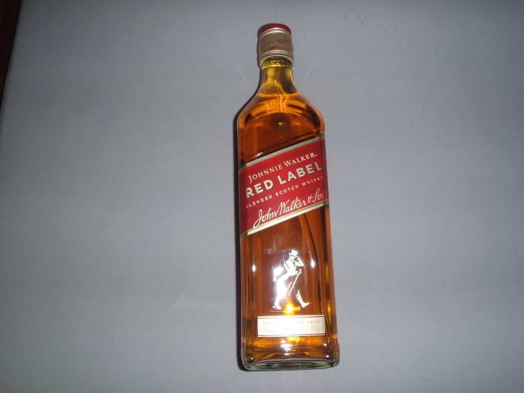 Bouteille Johnny Walker red label, Collections, Enlèvement, Neuf, Autres types