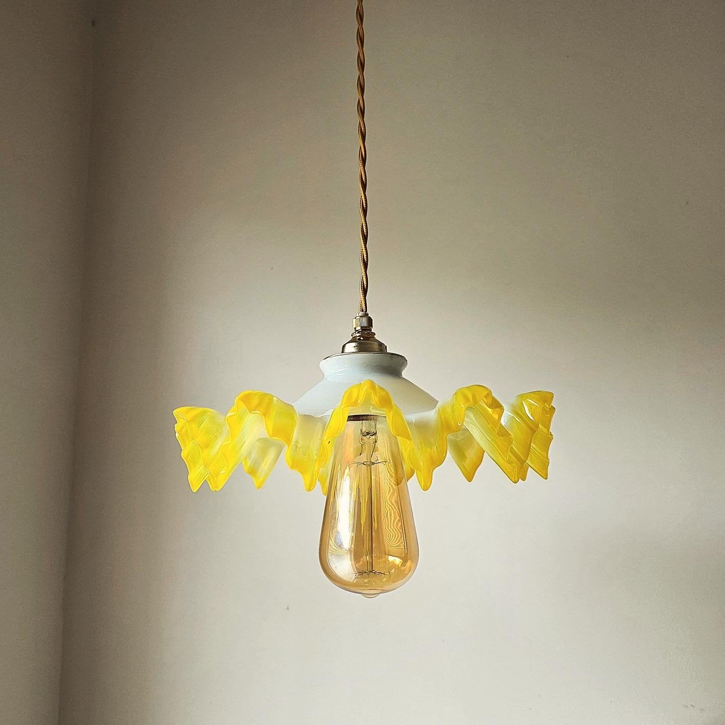 Vintage Italiaanse opalineglazen hanglamp., Ophalen of Verzenden