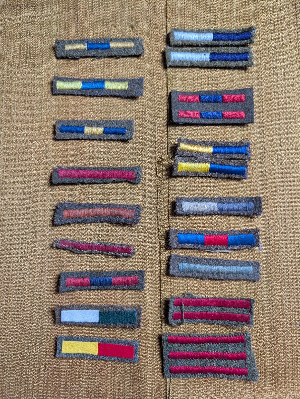 lot de rayures (armoiries de service) - Belgique 1944-1946, Enlèvement ou Envoi, Armée de terre, Emblème ou Badge