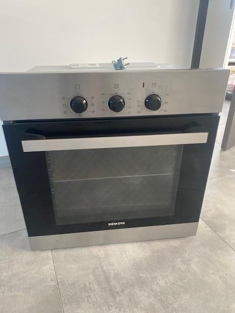 Four Encastrable Siemens 3300 W, Electroménager, Fours, Utilisé, Encastré, 45 à 60 cm, 45 à 60 cm, Air chaud, Enlèvement