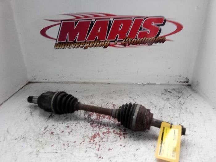 Arbre de transmission avant gauche d'un Toyota Avensis, -, -, 3 mois de garantie, Toyota
