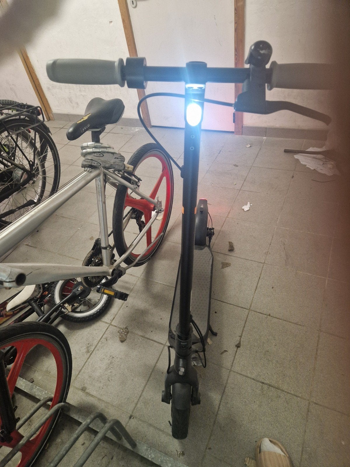 Elektrische step, Fietsen en Brommers, Ophalen of Verzenden, Zo goed als nieuw, Elektrische step (E-scooter), Segway ninebot