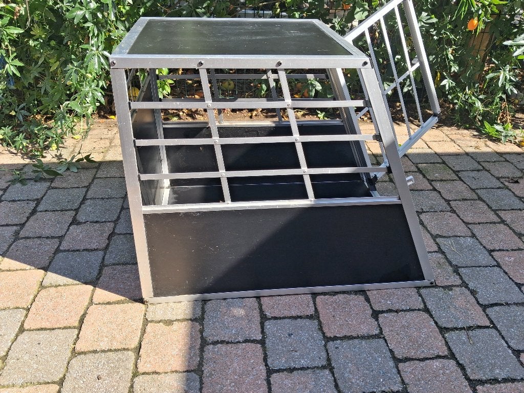 Hondenbench auto, Ophalen, Gebruikt