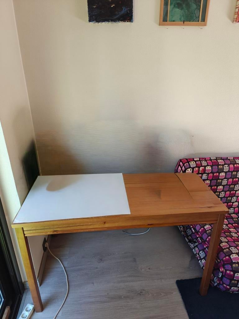 Table en bois standard, Enlèvement