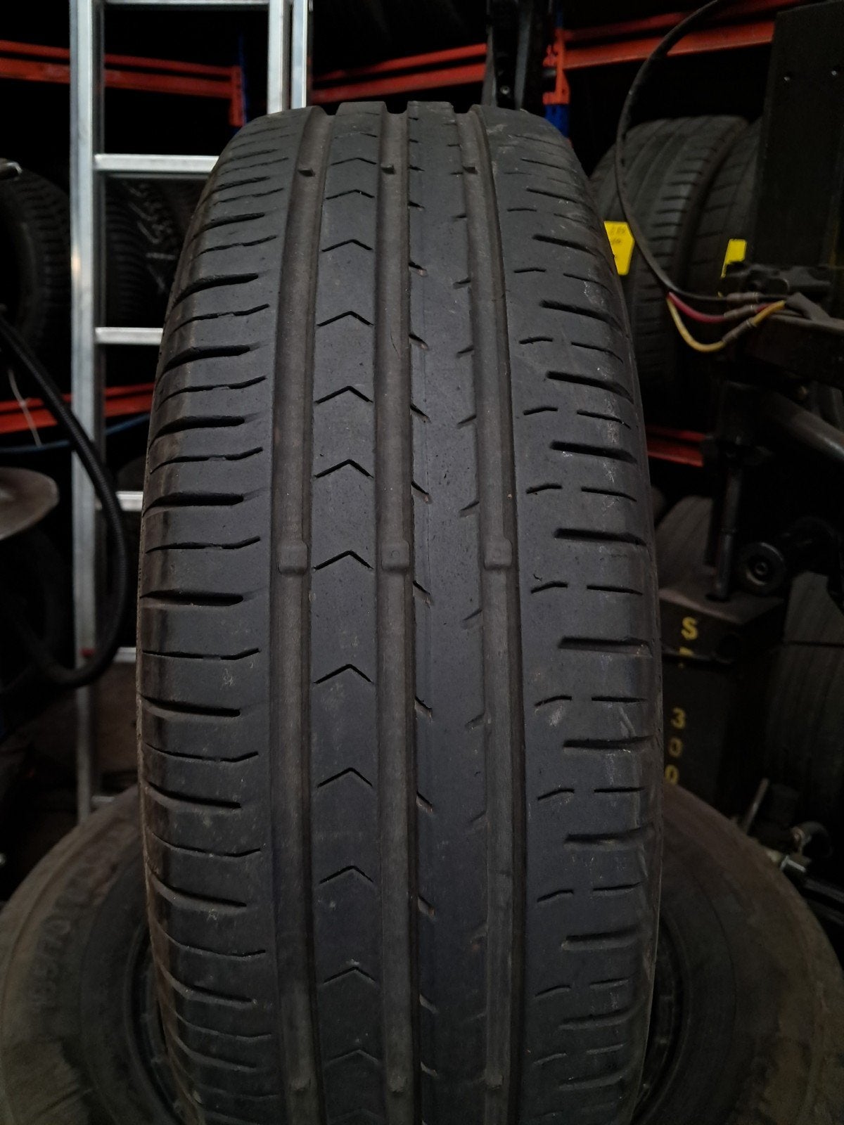 1857014 185/70/14 185/70r14 été Continental, Enlèvement