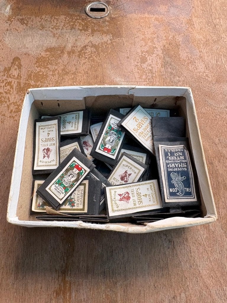 Partij vintage naaimachinenaalden / machinenaalden, Antiek en Kunst, Curiosa en Brocante, Ophalen