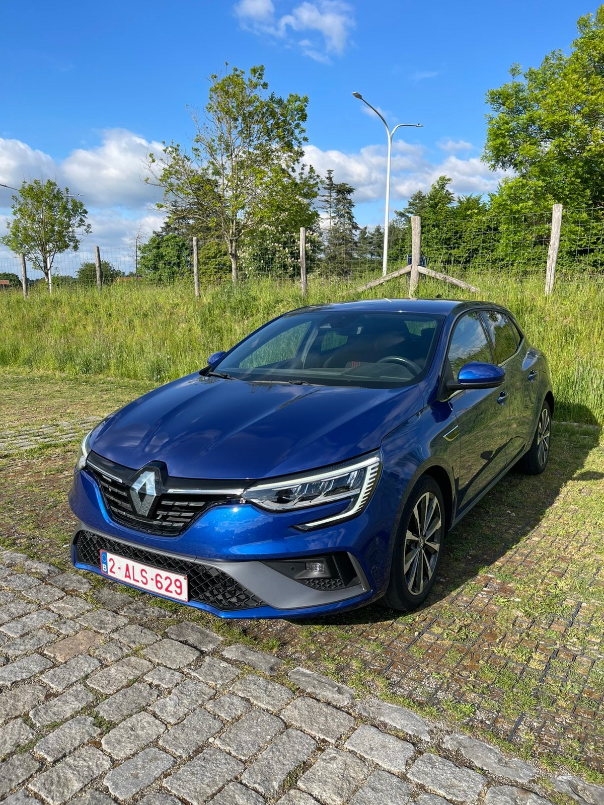 Renault Megane E-Tech 1.6i R.S. Line (116 kW), Auto's, Automaat, Dealer onderhouden, Stof, 4 cilinders