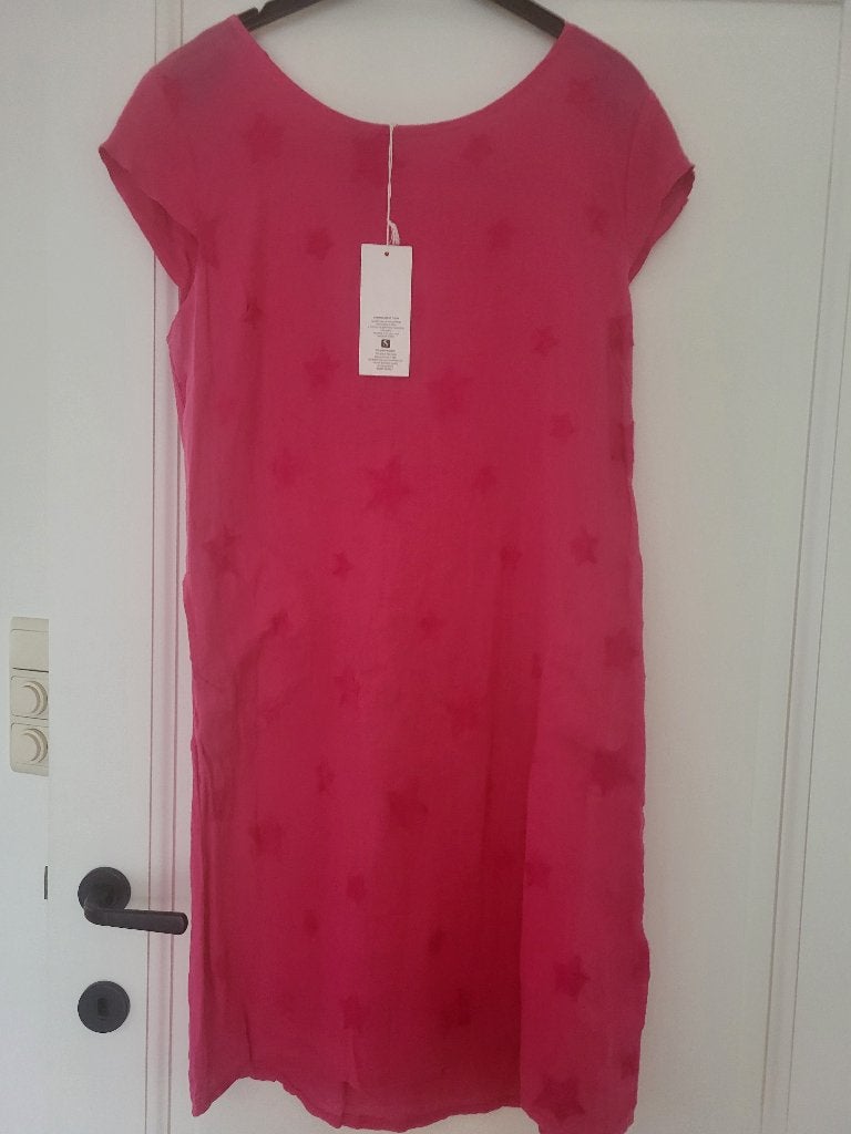 GRAND ROBE POUR FEMME EN  (nouvelle), Vêtements | Femmes, Enlèvement ou Envoi, Neuf, Taille 42/44 (L), Rouge