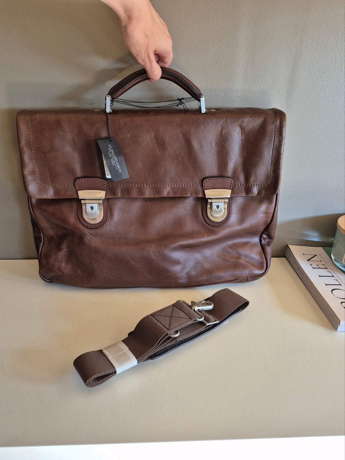 Cartable / Sacoche d'ordinateur en cuir A.G Spalding & Bros, Bijoux, Sacs & Beauté, Sacs | Cartables, Enlèvement ou Envoi, Cuir