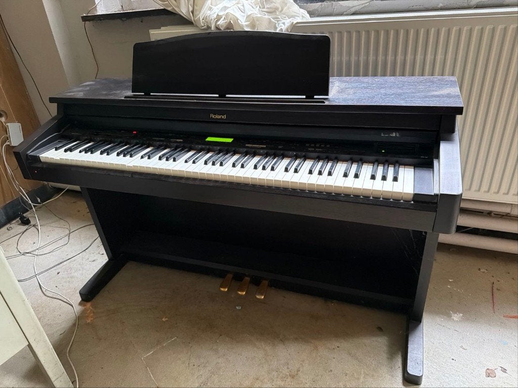 Roland KR-375 Digitale Piano - 88 Gewogen Toetsen - Rosewood, Digital, Enlèvement, Utilisé, Piano