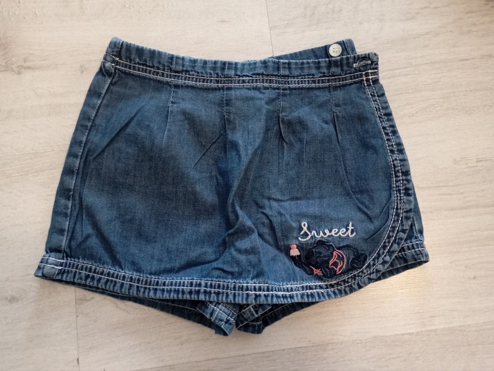 Korte broek voor meisjes van 3 jaar