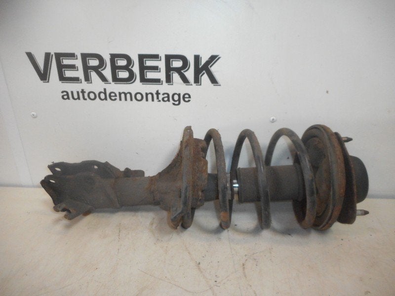 JAMBE DE FORCE AVANT DROIT Volvo S40 (VS) (01-1995/12-2004), Info@volvocars.com, Volvo Car Germany GmbH, Siegburger Straße 229
50679  Köln, DE