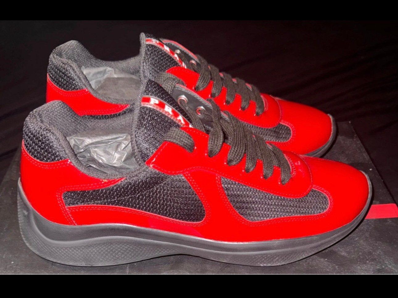 Prada america rood zwart sneakers maat 41, Zwart, Ophalen of Verzenden, Zo goed als nieuw, Sneakers
