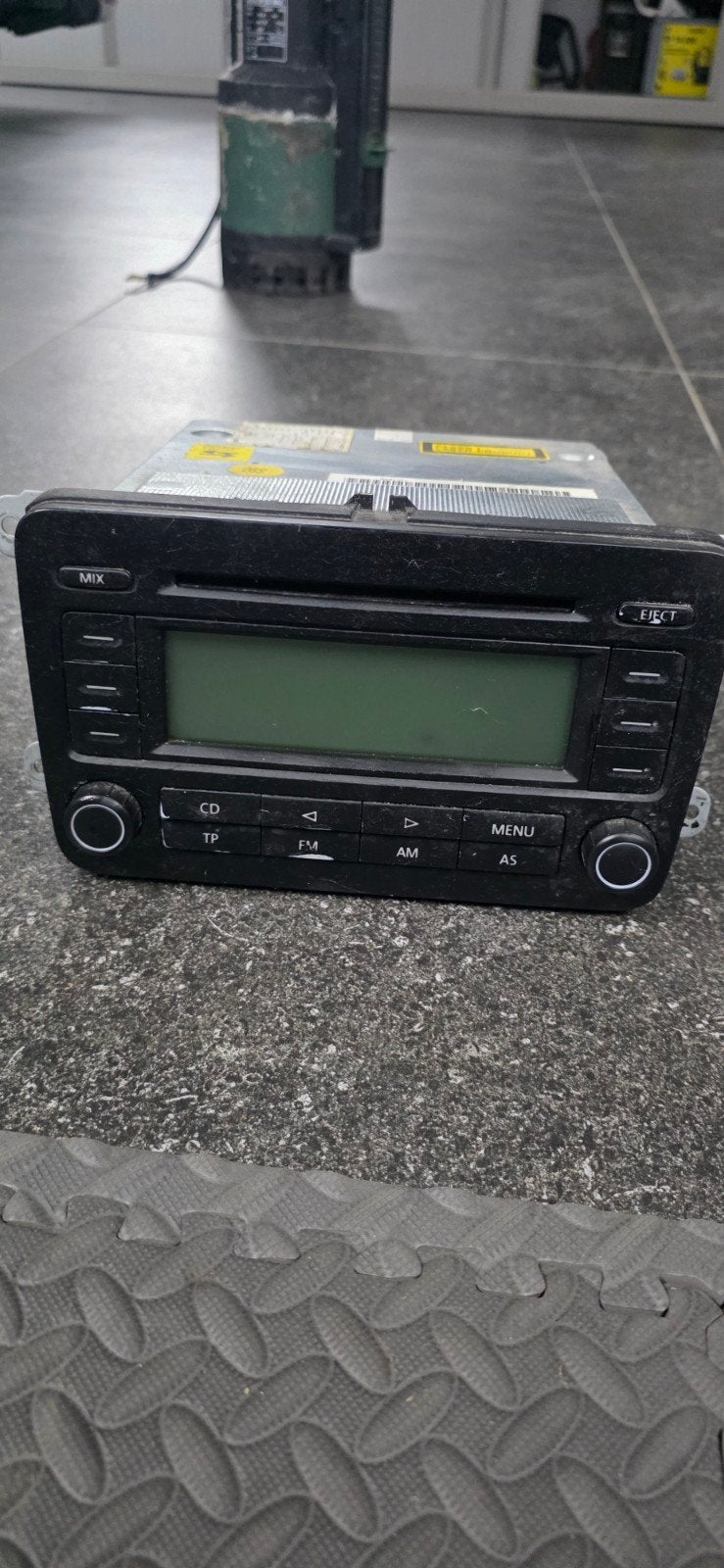 VW-radio, Ophalen of Verzenden