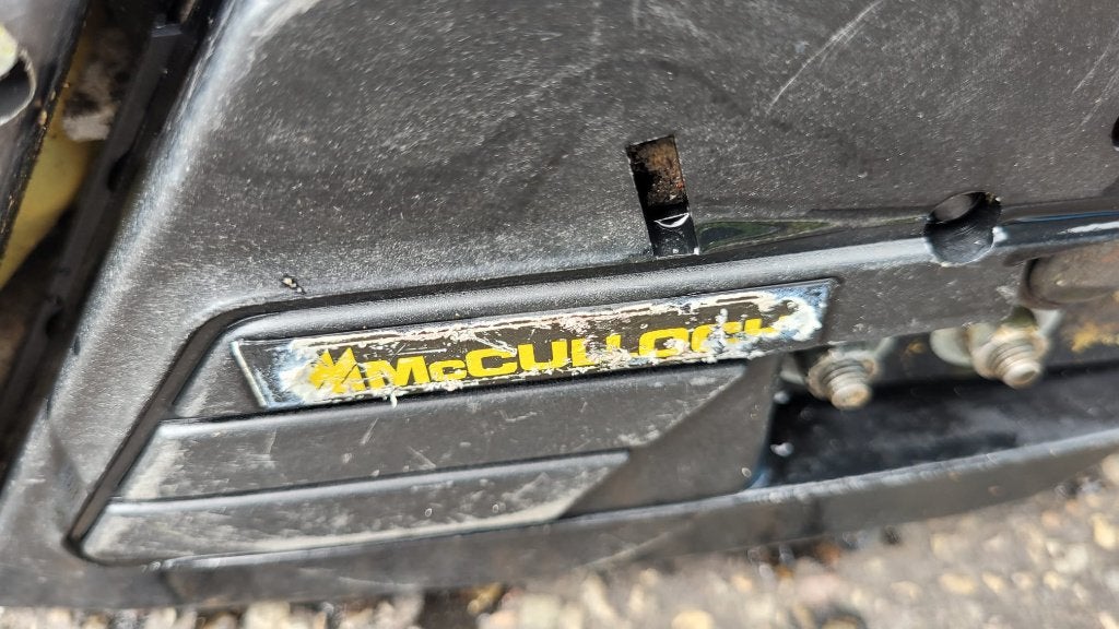 Tronçonneuse à bois + machine à aiguiser, Ophalen, Gebruikt