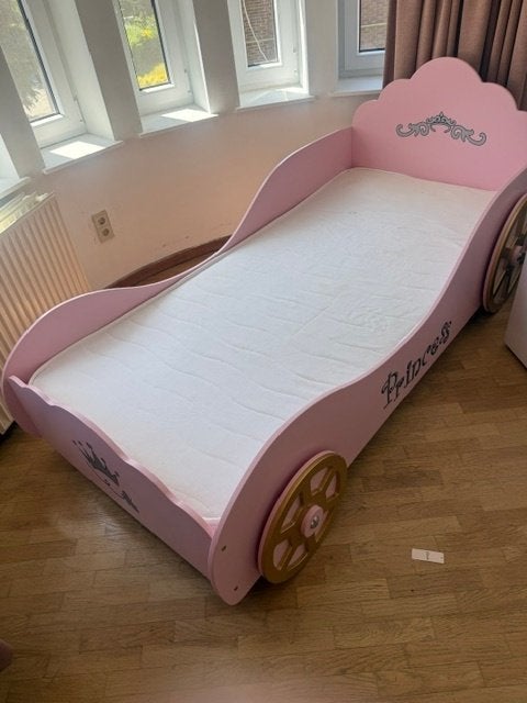 kinderbed, Ophalen, Zo goed als nieuw, Overige typen
