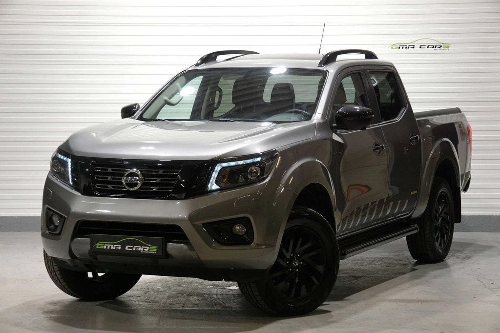 Nissan Navara Navara 2.3 dCi 4WD Auto-Navi-Airco-Xenon-360c-, Auto's, Nissan, Automaat, 4 deurs, 4 cilinders, Bedrijf