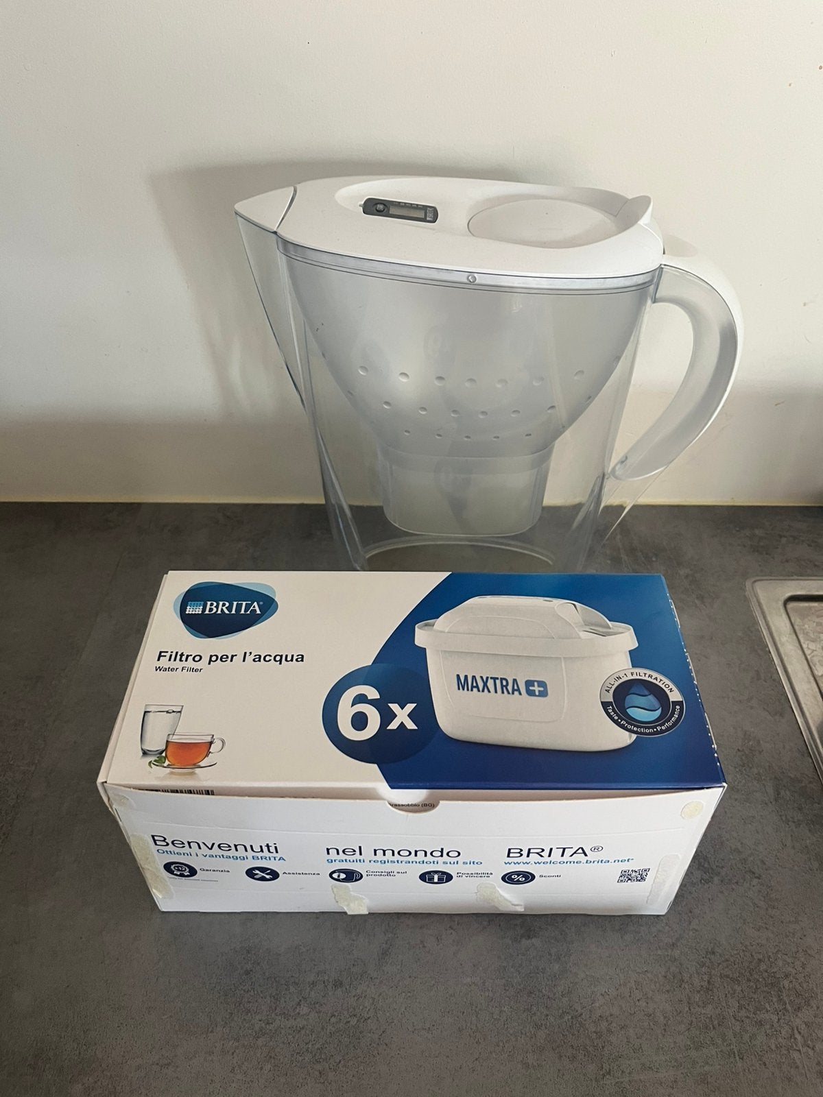 Brita waterfles en filters, Elektronische apparatuur, Ophalen, Zo goed als nieuw