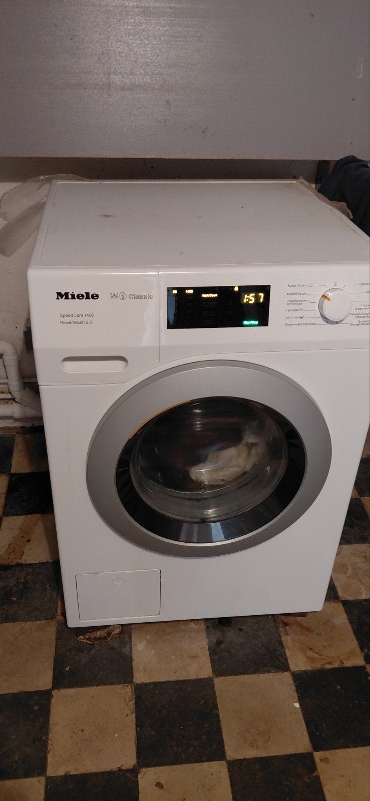 MIELE Wasmachine W1, Elektronische apparatuur, 6 tot 8 kg, Ophalen, Zo goed als nieuw, Voorlader