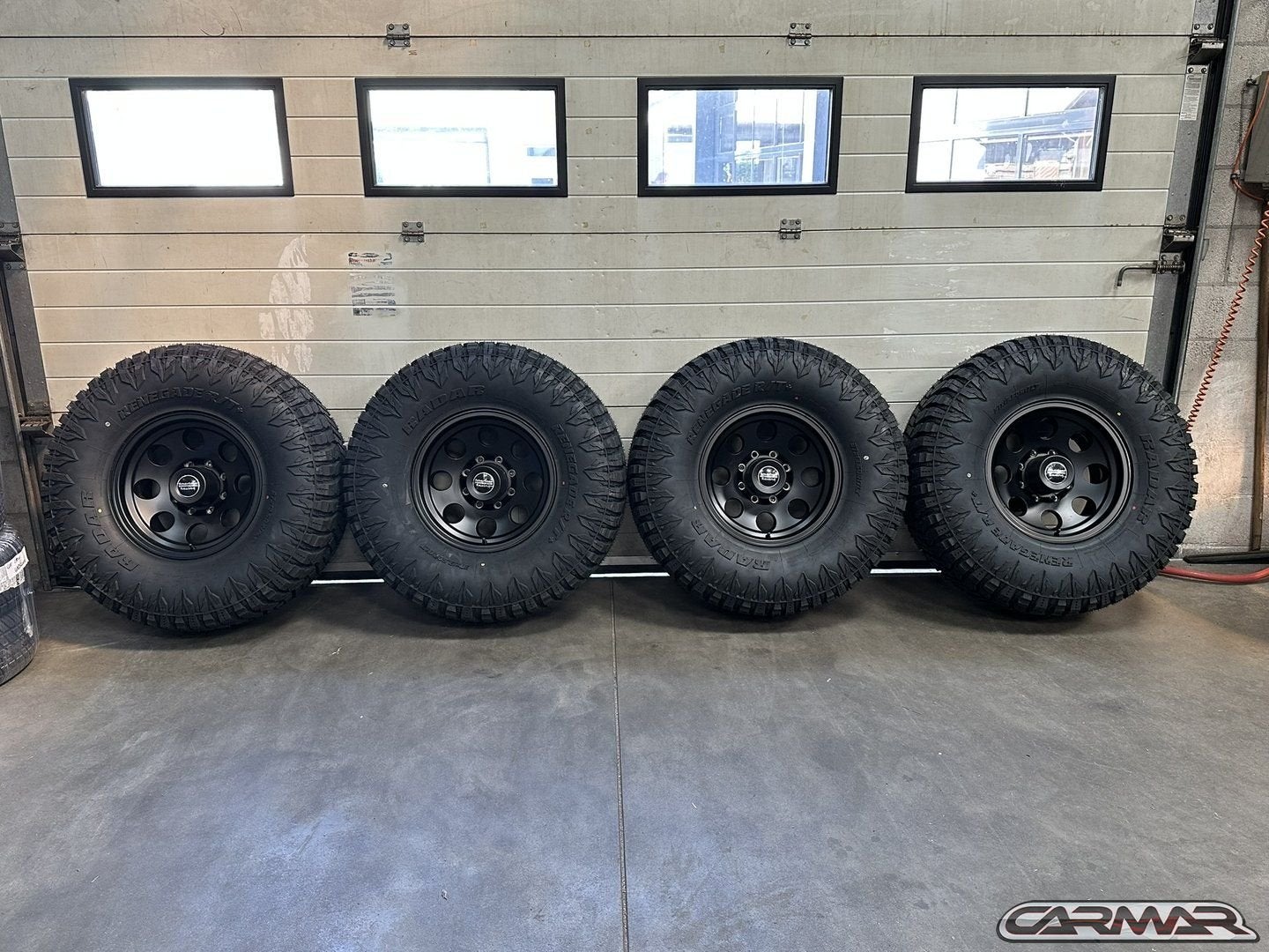 GERESERVEERD: 17" Dodge W200 wielen | Radar Renegade | Ameri, Auto-onderdelen, Banden en Velgen, Overige, -, Overige, -