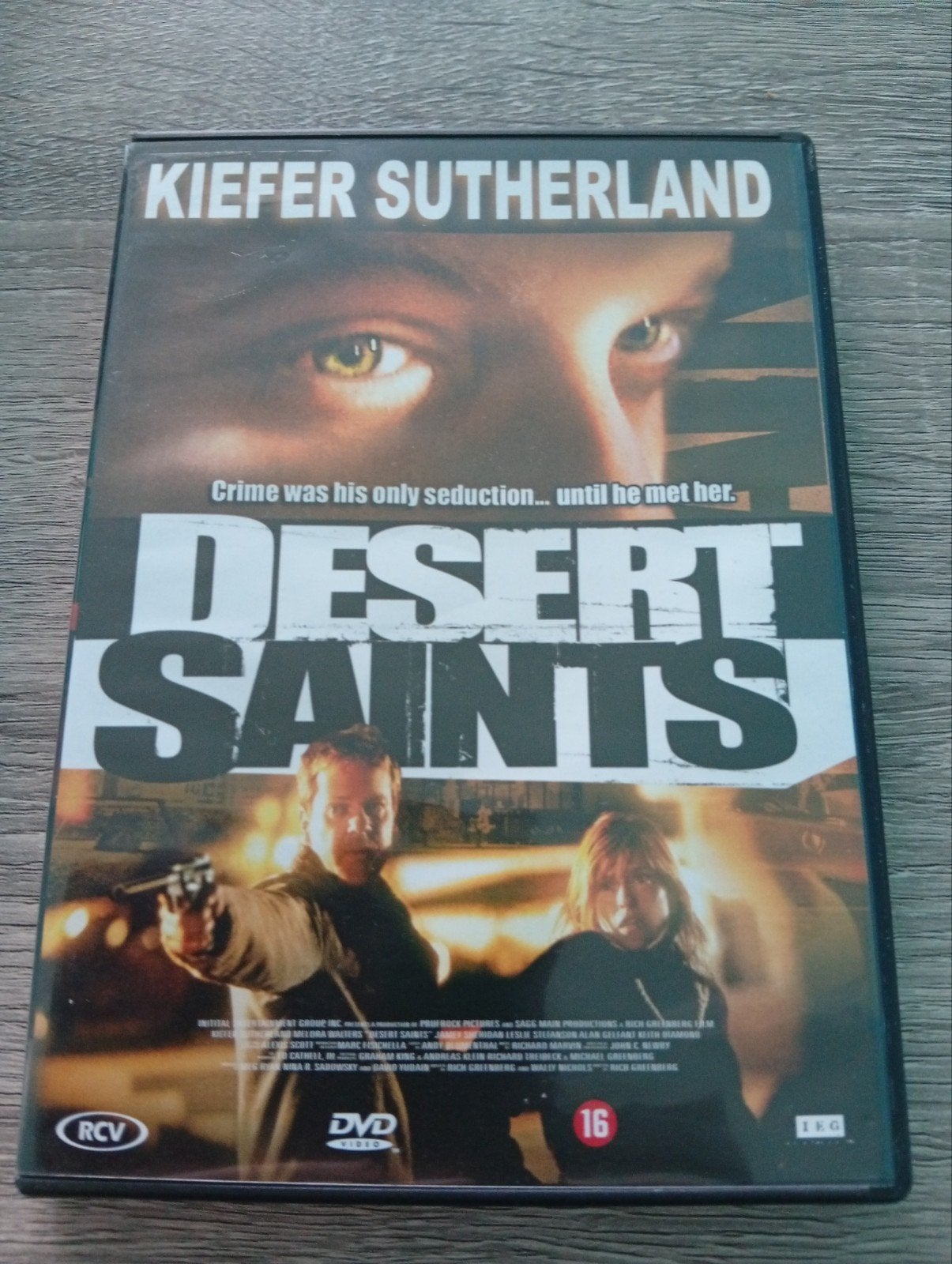 DVD de Kiefer Sutherland, thriller sur les Saints du désert, CD & DVD, Enlèvement ou Envoi, Anglais, Thriller d'action, À partir de 16 ans