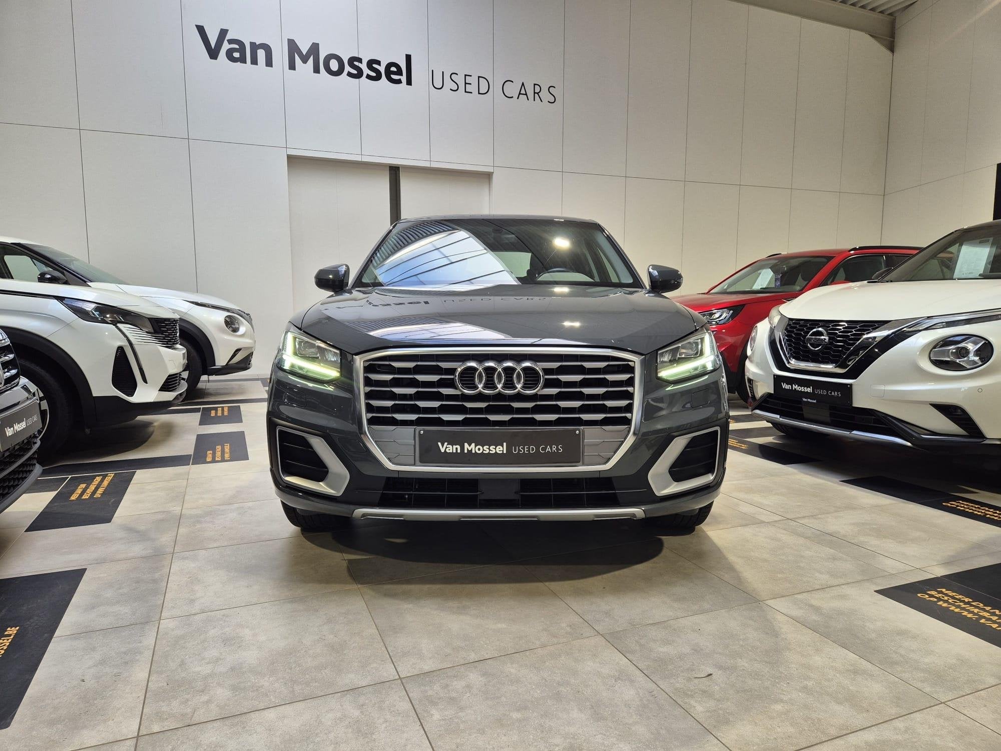 Audi Q2 1.5 35 TFSI 110kW S tr Bus Ed Attraction, Auto's, Gebruikt, 4 cilinders, Verwarmde buitenspiegels, Bedrijf