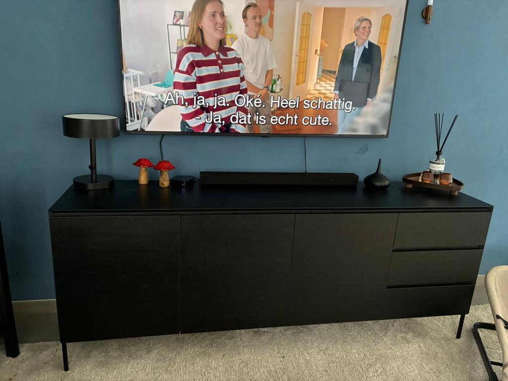 Mooie lange dressoir 4 mnd oud wegens verhuis, Enlèvement, Comme neuf