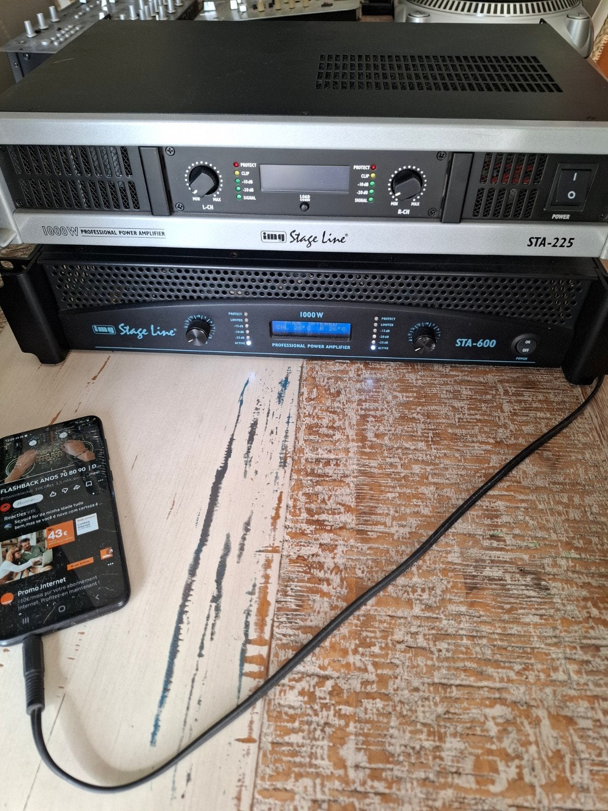 2 versterker voor dj, Enlèvement