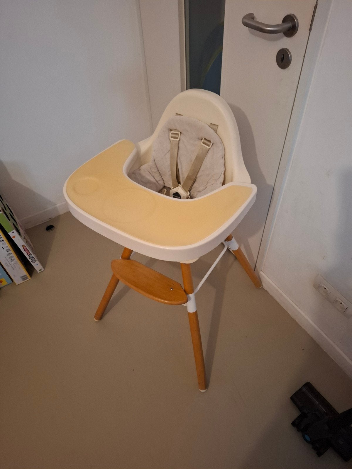 kinderstoel van Childhome, Kinderen en Baby's, Ophalen, Gebruikt, Stoel(en)